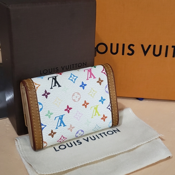 ❗SOLD❗Multicolor Porte Monnaie Plat - Picture 2 of 10